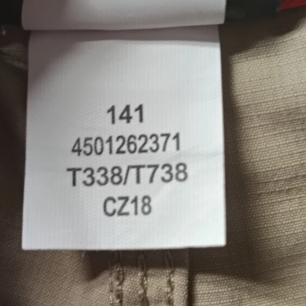 The North Face Mens 32 Khaki Tan Nylon Hiking Cargo‎ Shorts  Regular Fit